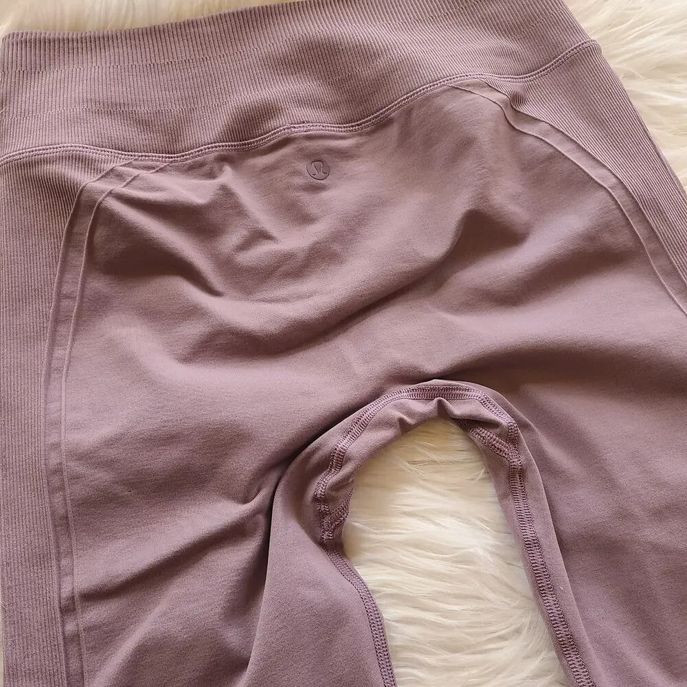 Lululemon Ebb to Street Tight Frosted Mulberry Leggings 8 High Rise Athleisure